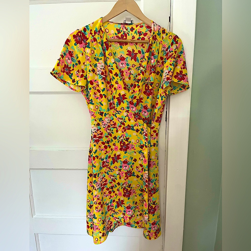 J. Crew wrap dress 🌹